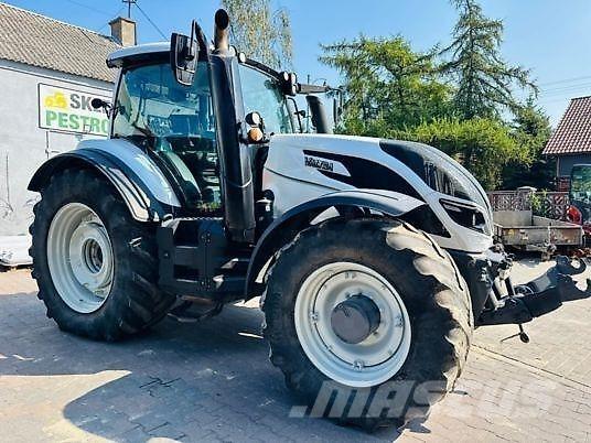Valtra T254 Versu Traktorok