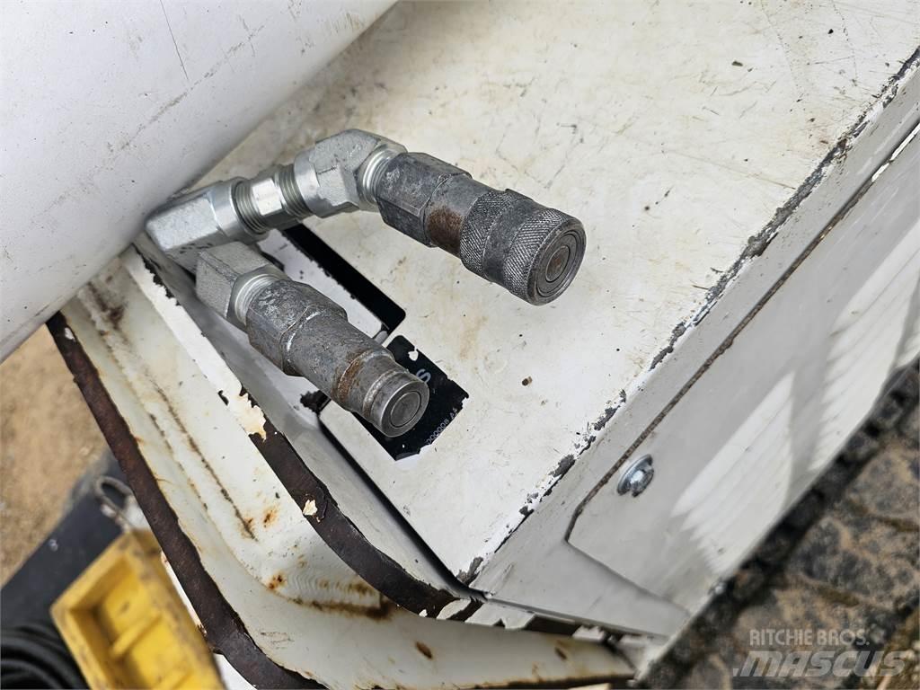 Altec DB37 Egyéb felvonók és állványok
