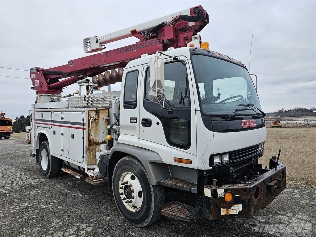 GMC T7500 Mobil fúró teherautók