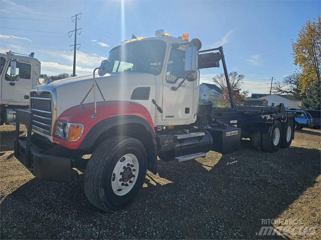 Mack CV713 Egyéb