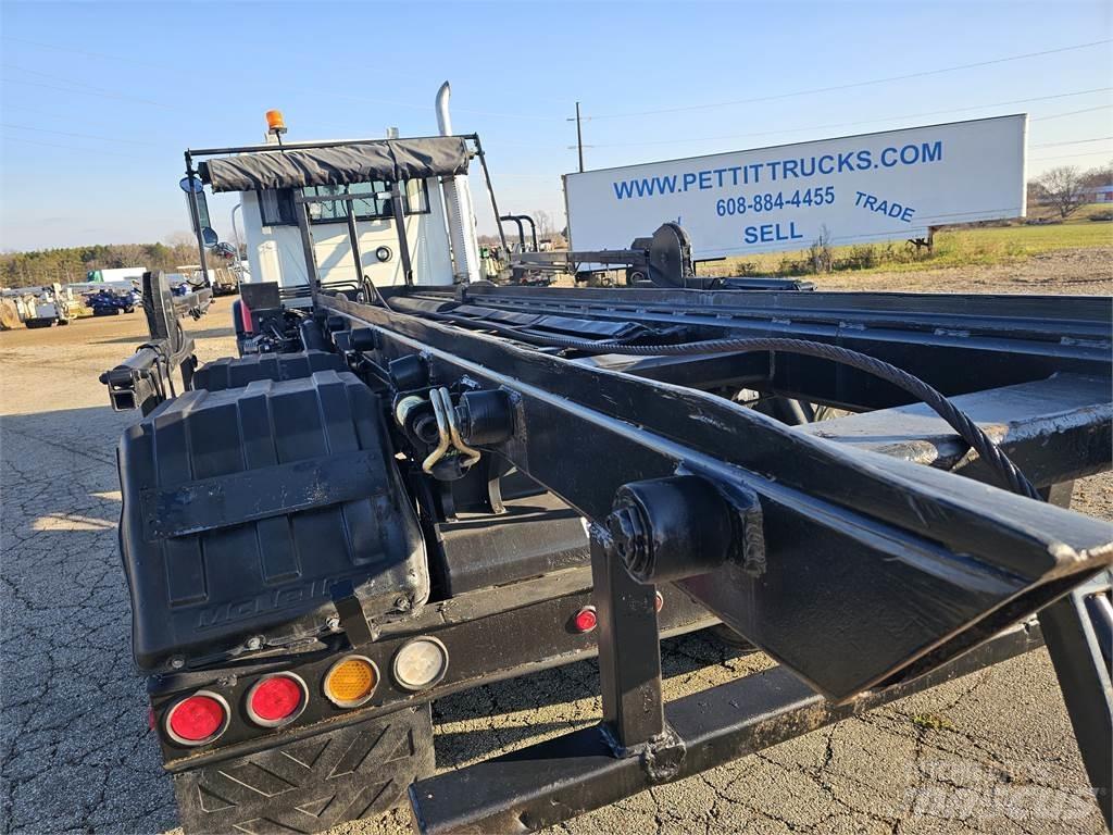 Mack CV713 Egyéb