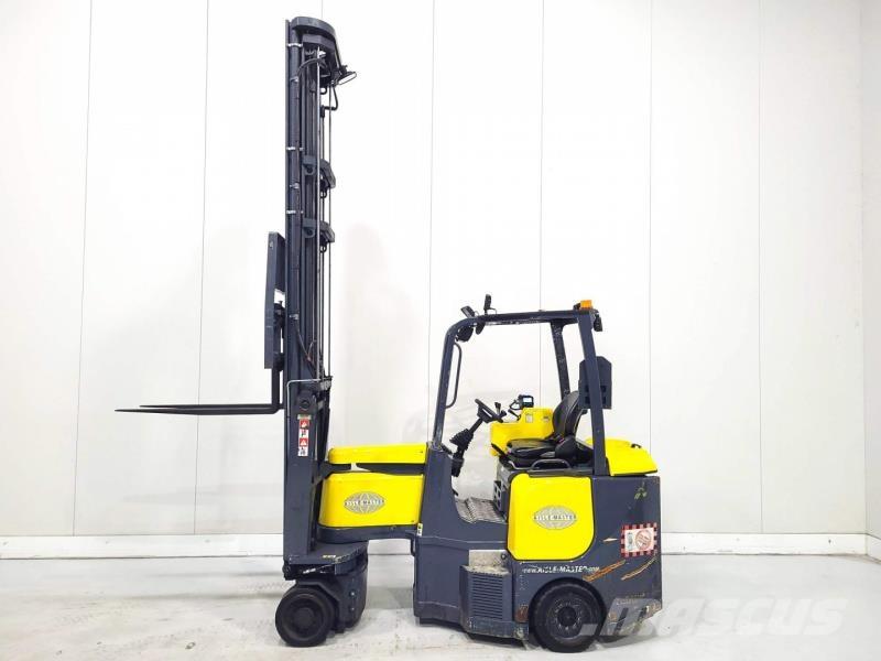 Aisle-Master AM20SHE Magasraktári szűkfolyosós targonca