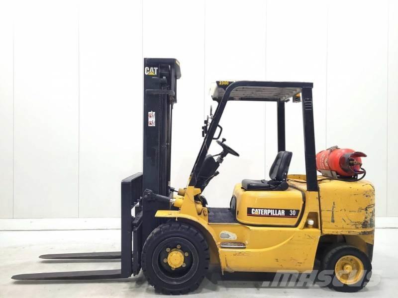 CAT GP30K Gázüzemű targoncák