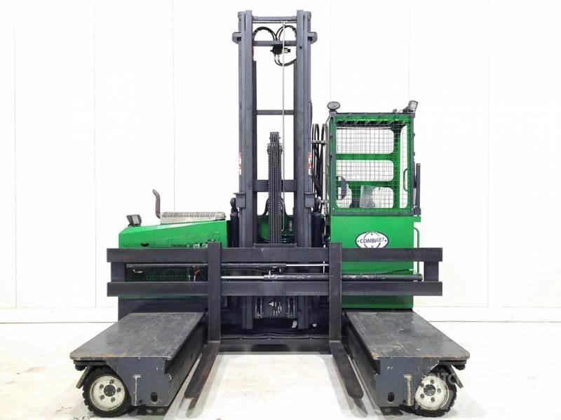 Combilift C3000GST Gázüzemű targoncák