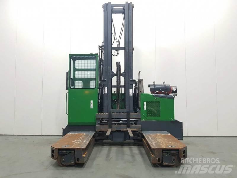 Combilift C4500GT Tolóoszlopos négyutas targonca
