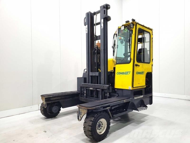 Combilift C5000XL Tolóoszlopos négyutas targonca