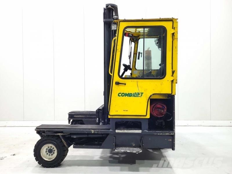 Combilift C5000XL Tolóoszlopos négyutas targonca