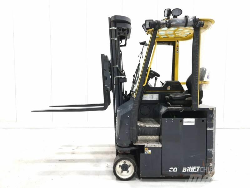 Combilift CBE3000 Tolóoszlopos négyutas targonca