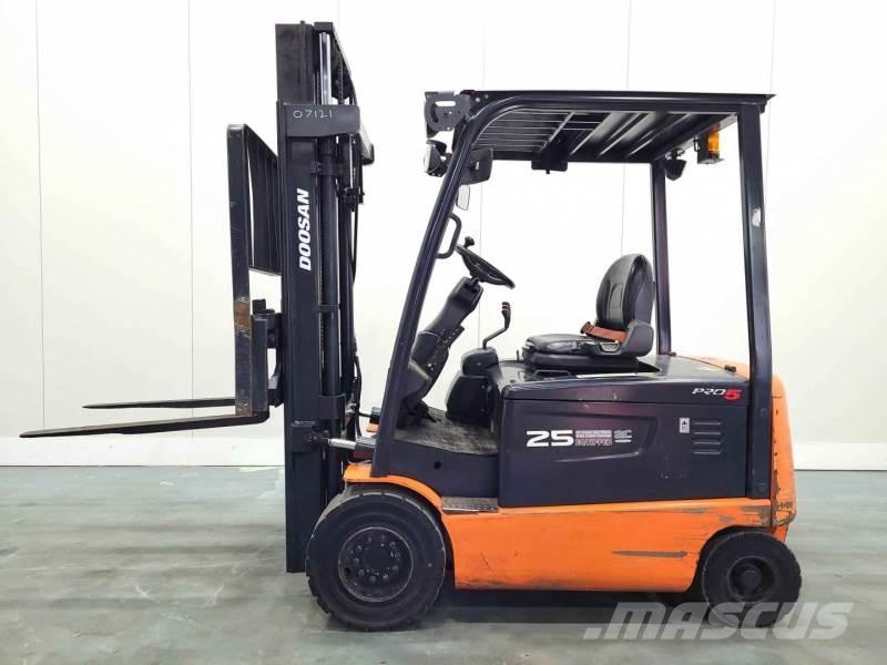 Doosan B25X-5 Elektromos targoncák