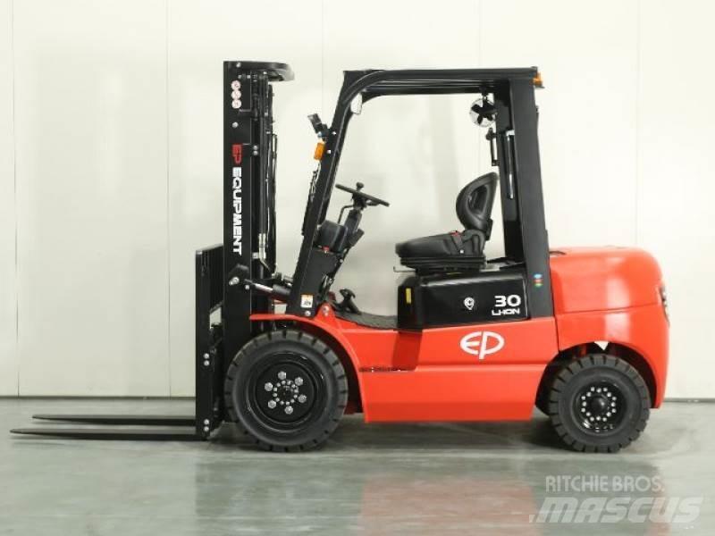 EP EFL302 HC 410 RENTAL Elektromos targoncák