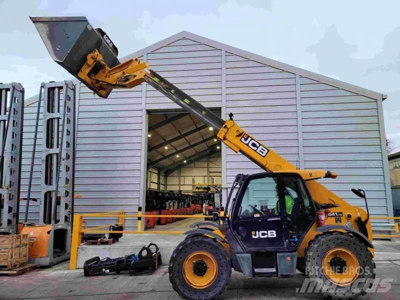JCB 541-70WM Teleszkópos rakodók