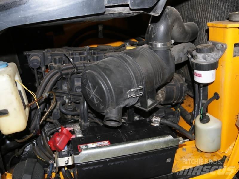 JCB TLT35D 4X4 Teleszkópos rakodók