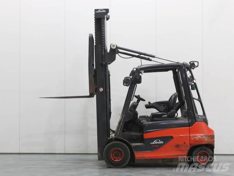 Linde E30-01 387 Elektromos targoncák
