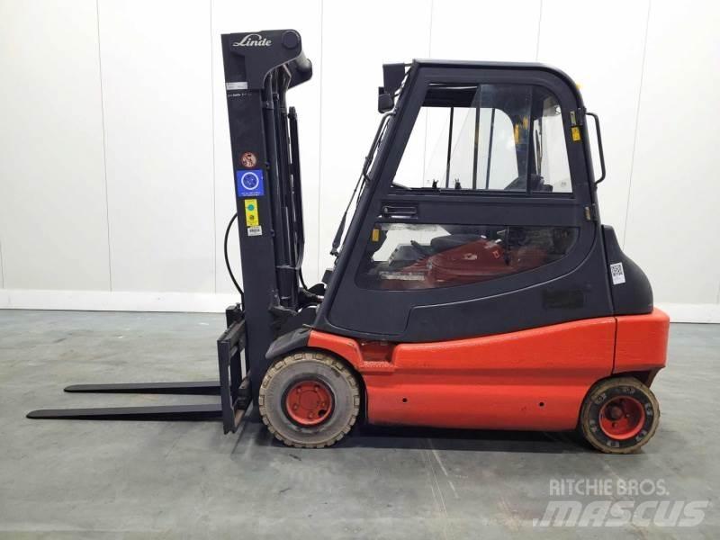 Linde E30-03 336 Elektromos targoncák