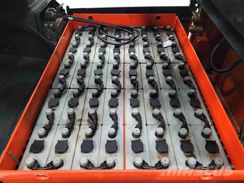 Linde E30 387 Elektromos targoncák