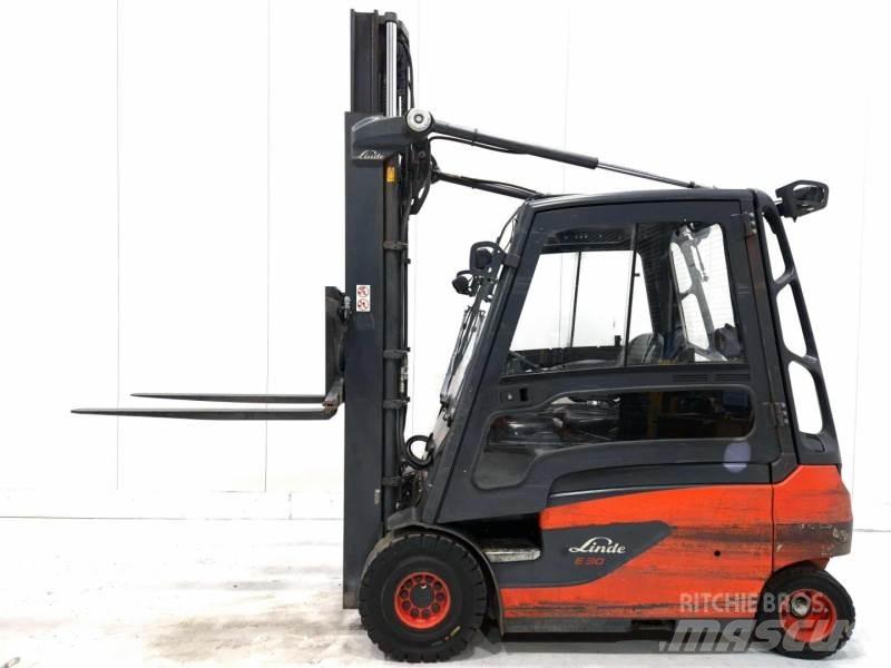 Linde E30L-01 Elektromos targoncák