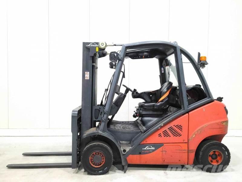 Linde H25T-02 Gázüzemű targoncák
