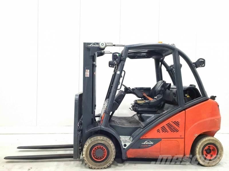 Linde H25T-02 Gázüzemű targoncák
