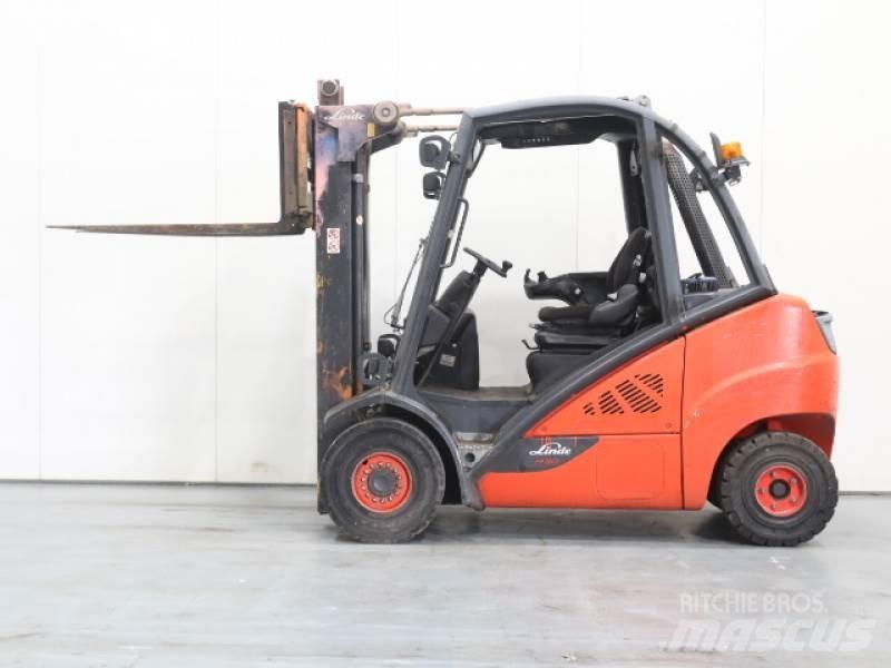 Linde H30D-02 393 Dízel targoncák