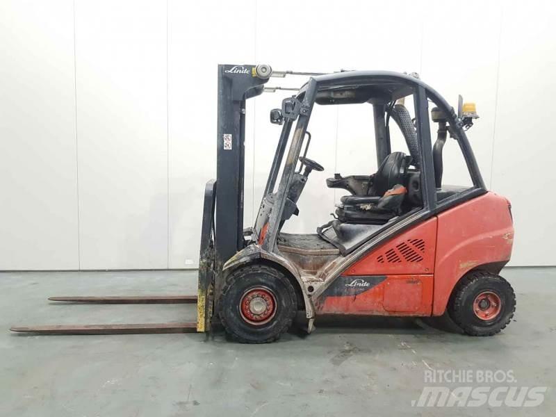 Linde H30D-02 393 Dízel targoncák