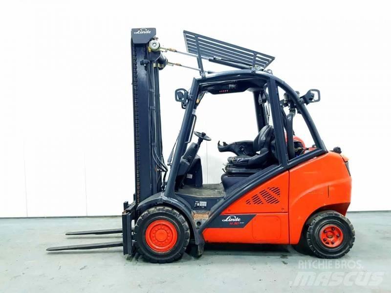 Linde H30T - 02 Gázüzemű targoncák