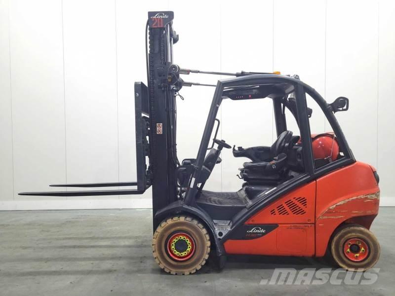 Linde H30T-02 393 Gázüzemű targoncák