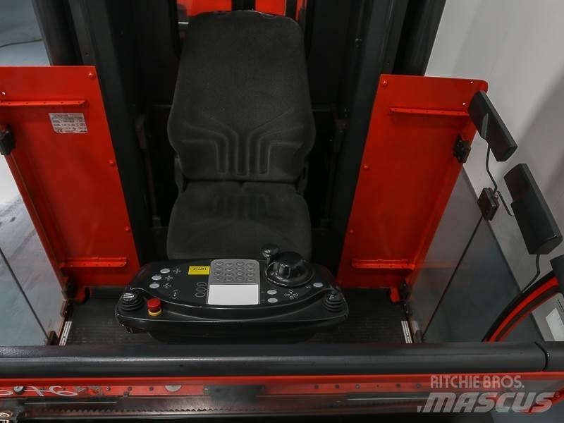 Linde K10 011 Magasraktári szűkfolyosós targonca