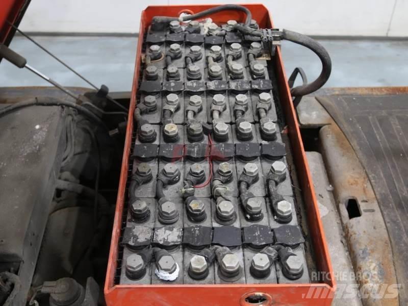 Linde P60Z 126-00 Vontatótargonca