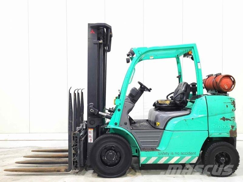 Mitsubishi FG40NT Gázüzemű targoncák