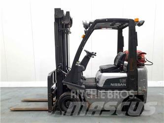Nissan PD01A15PQ Gázüzemű targoncák