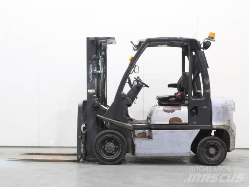 Nissan Y1D2A25Q Dízel targoncák