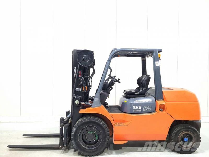 Toyota 42-7FD45 Dízel targoncák