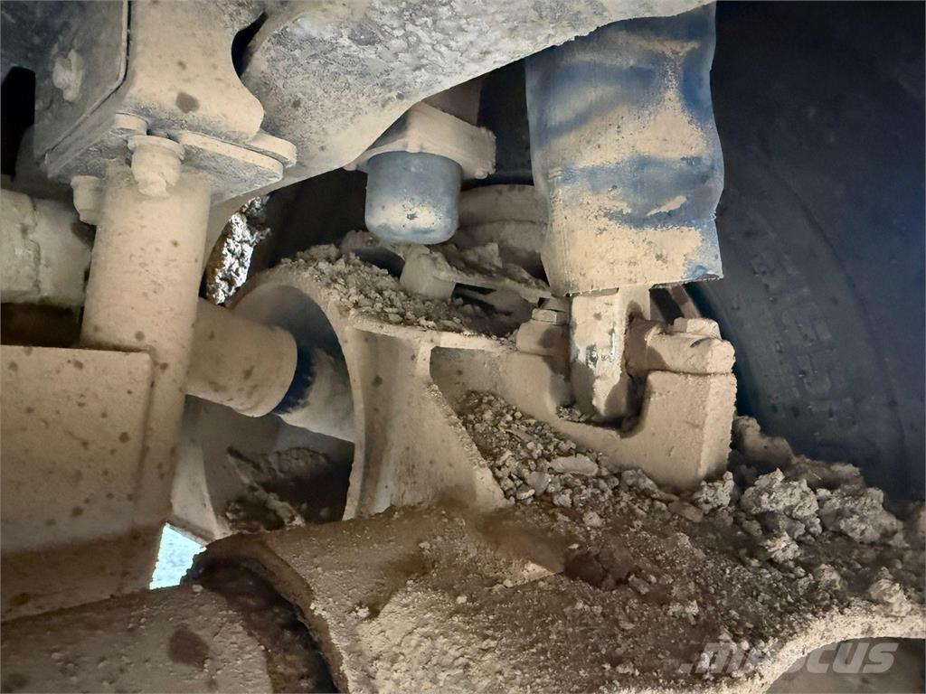 Doosan DA45 Csuklósdömperek