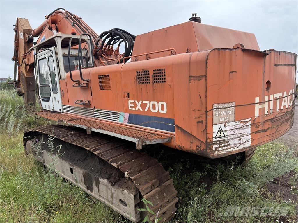 Hitachi EX700 Lánctalpas kotrók