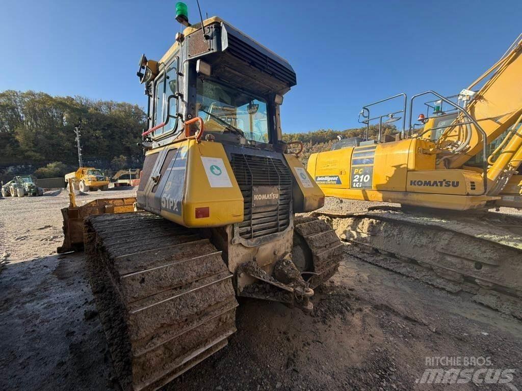 Komatsu D51PX lánctalpas dózerek