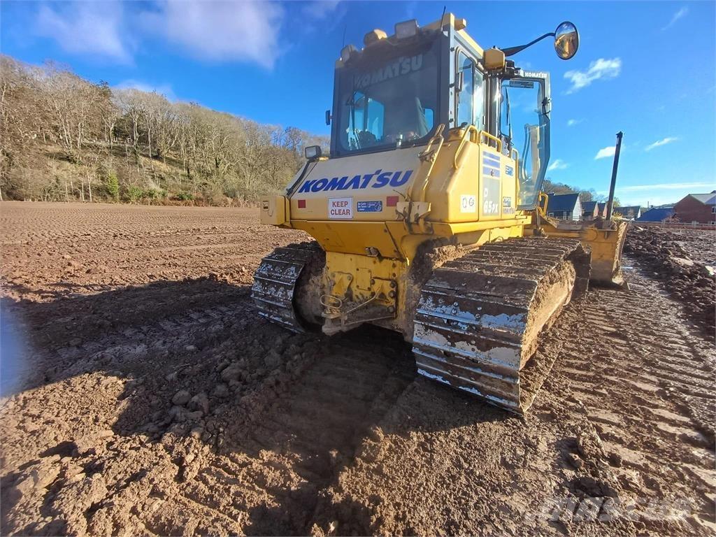 Komatsu D65PX-17 lánctalpas dózerek