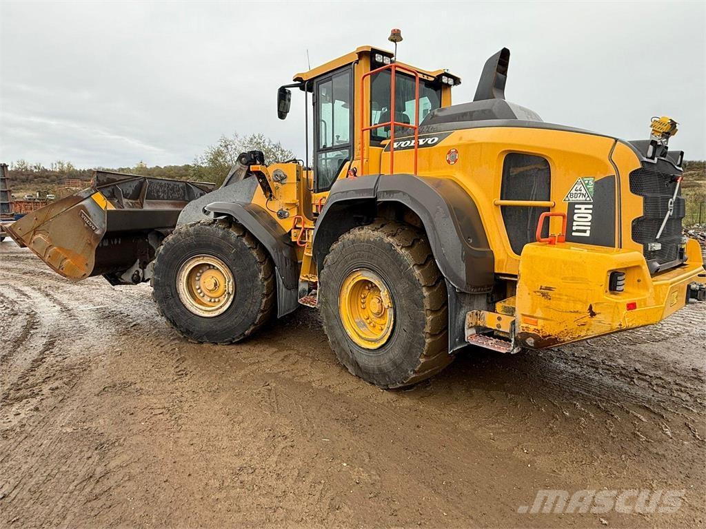 Volvo L110H Gumikerekes homlokrakodók
