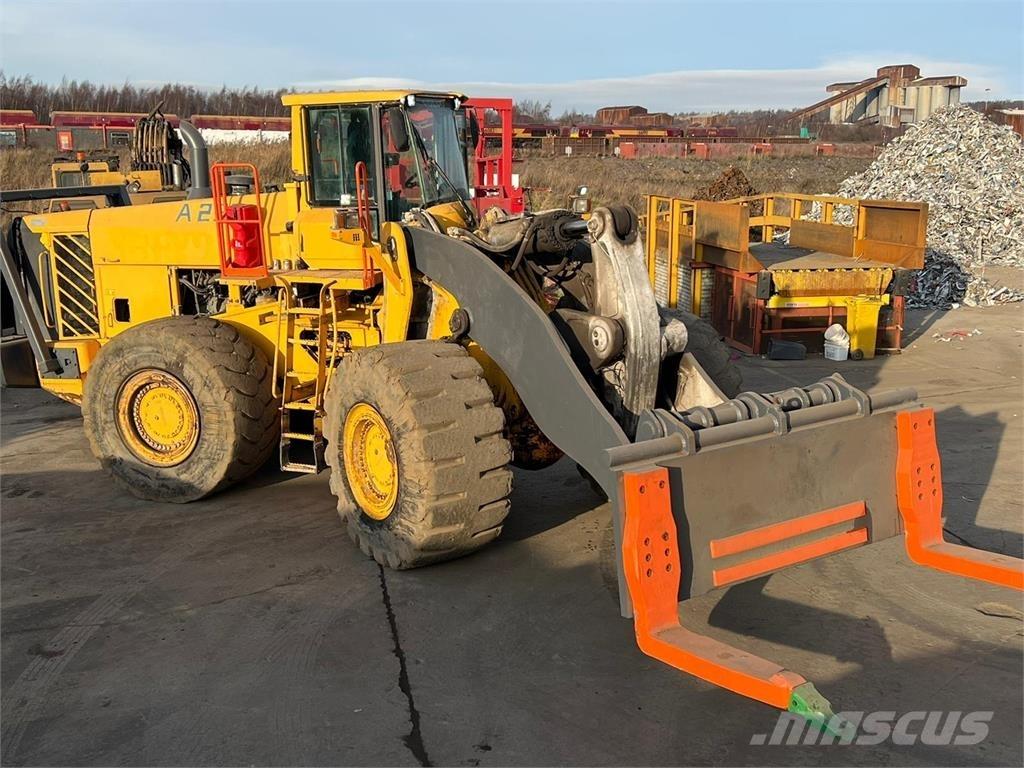 Volvo L350F Gumikerekes homlokrakodók