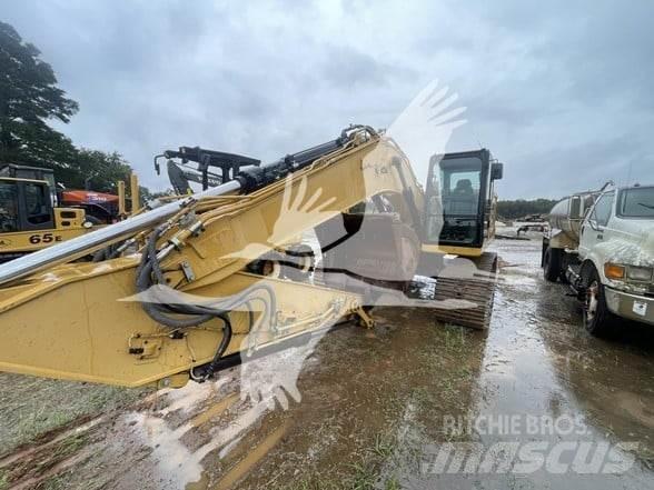 CAT 320 Lánctalpas kotrók