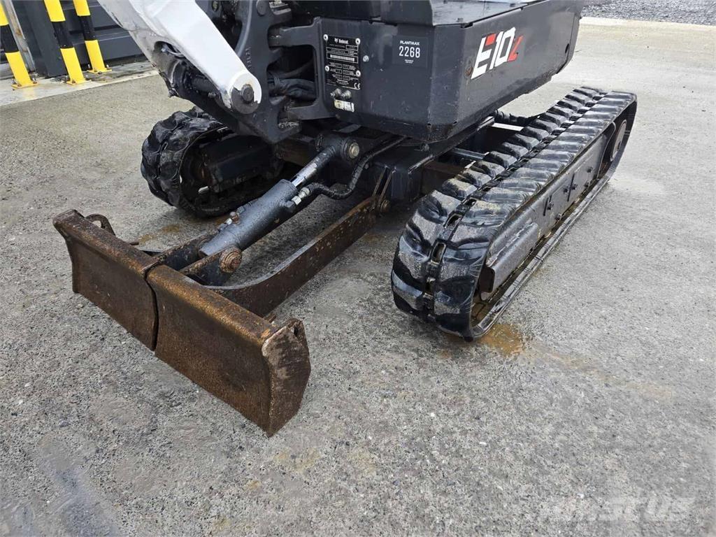 Bobcat E10Z Mini kotrók < 7t