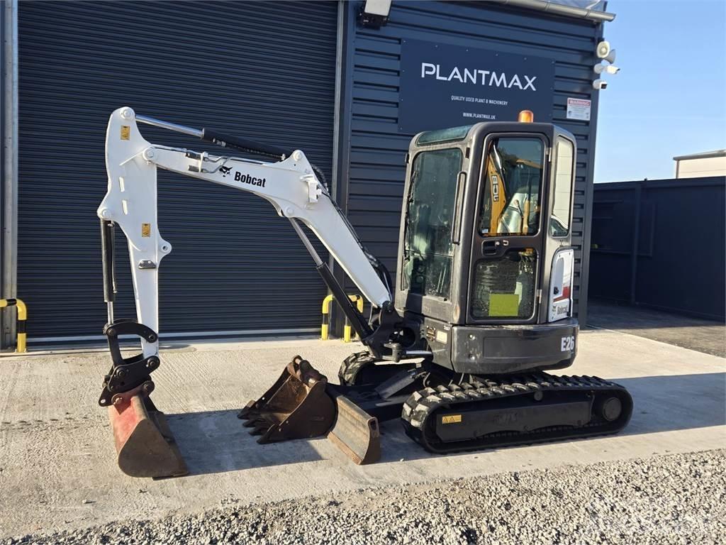 Bobcat E26 Mini kotrók < 7t