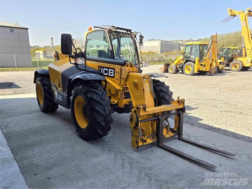 JCB 535-95 Teleszkópos rakodók