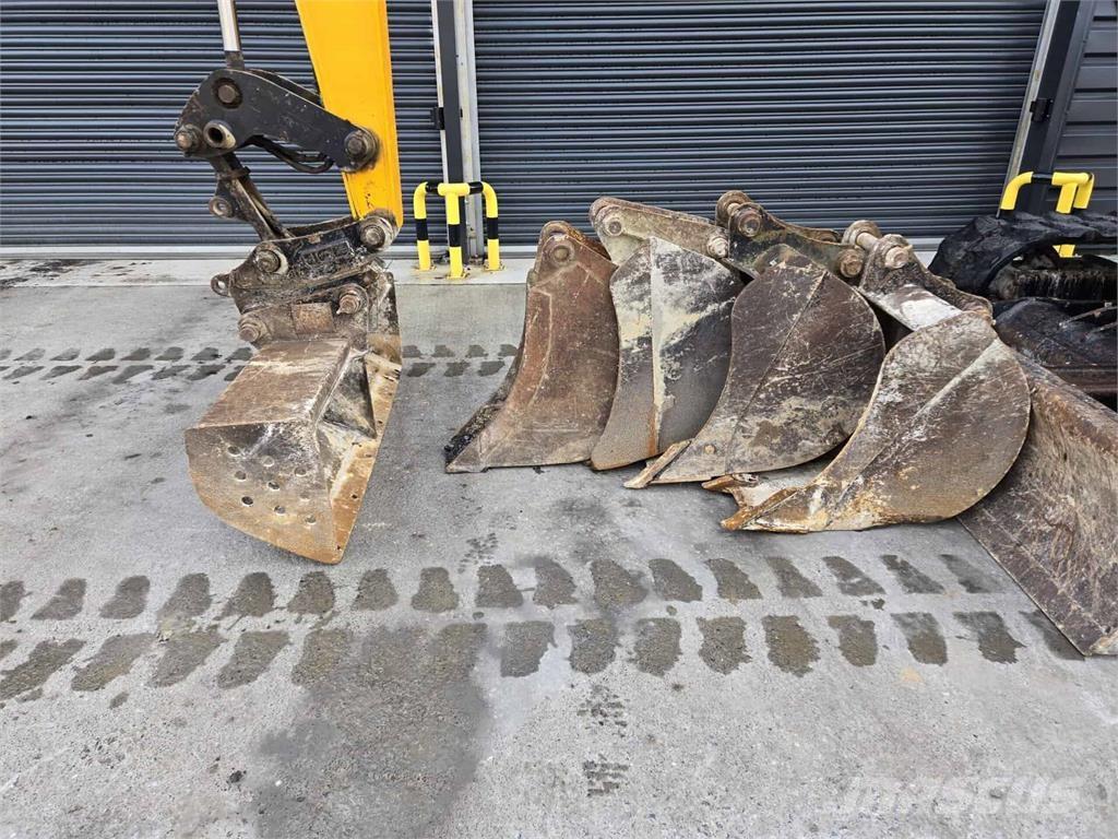 JCB 86C-1 Közepes (midi) kotrók 7 t - 12 t