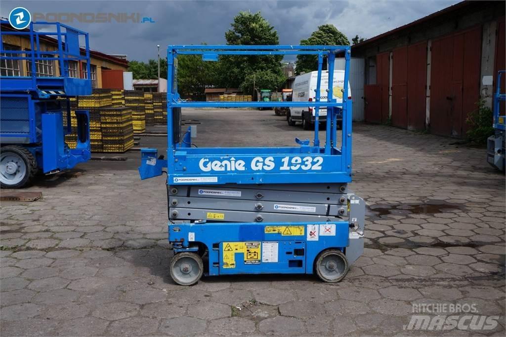 Genie 1932 Ollós emelők