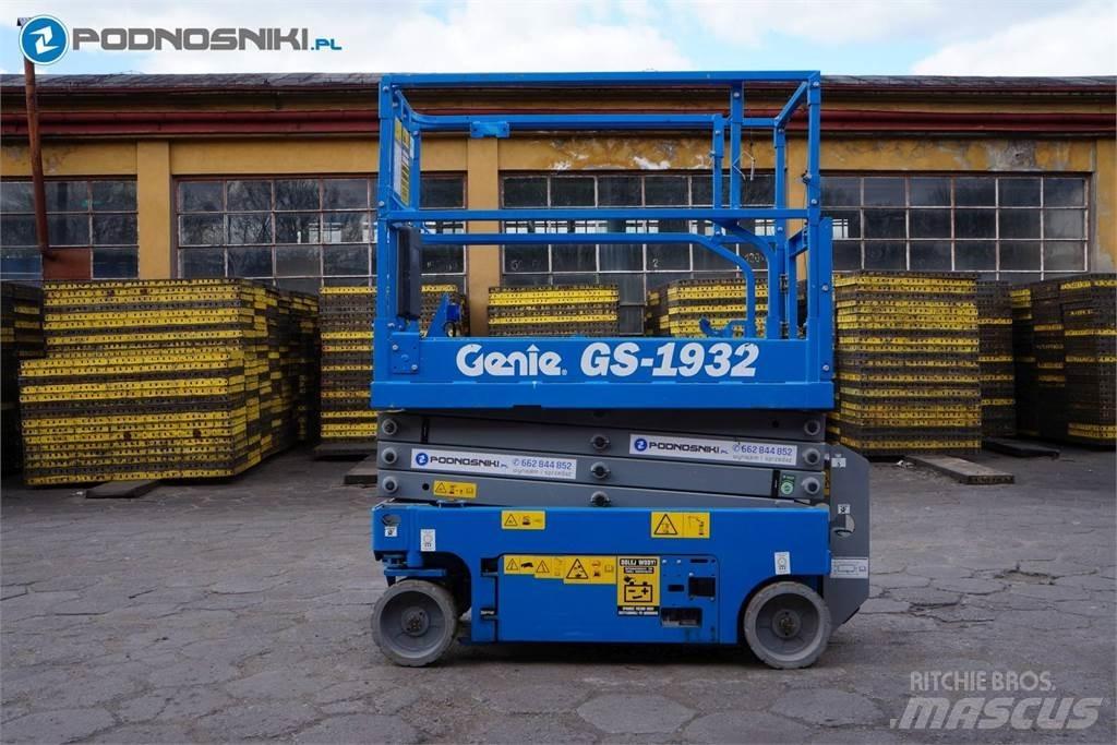 Genie 1932 Ollós emelők