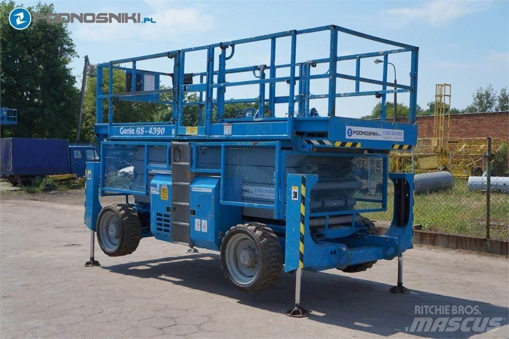 Genie 4390 RT Ollós emelők
