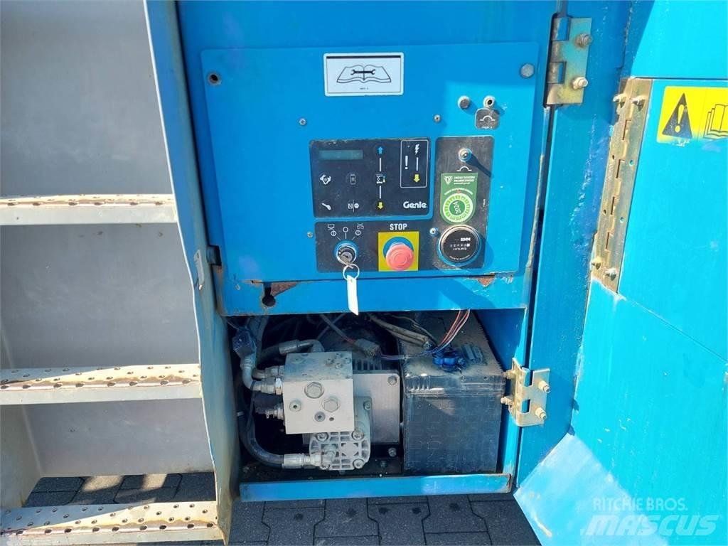 Genie GS-3390 Ollós emelők