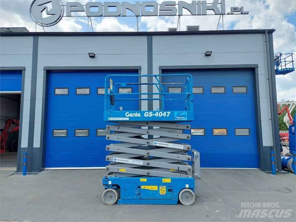 Genie GS-4047 Ollós emelők