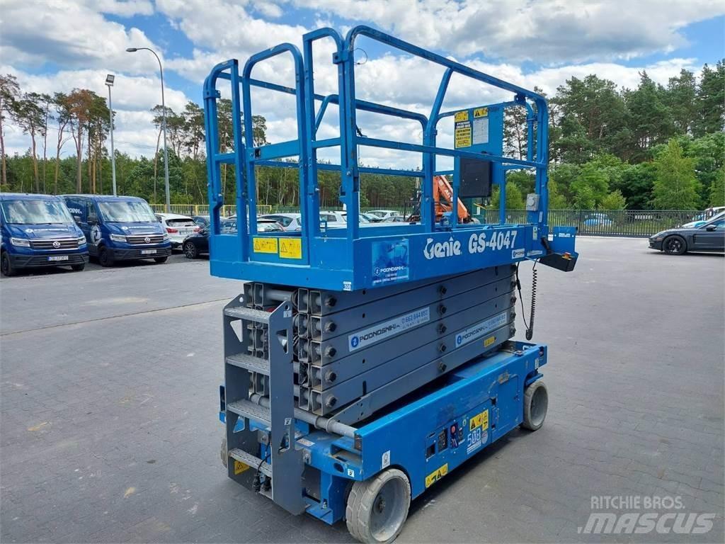 Genie GS-4047 Ollós emelők
