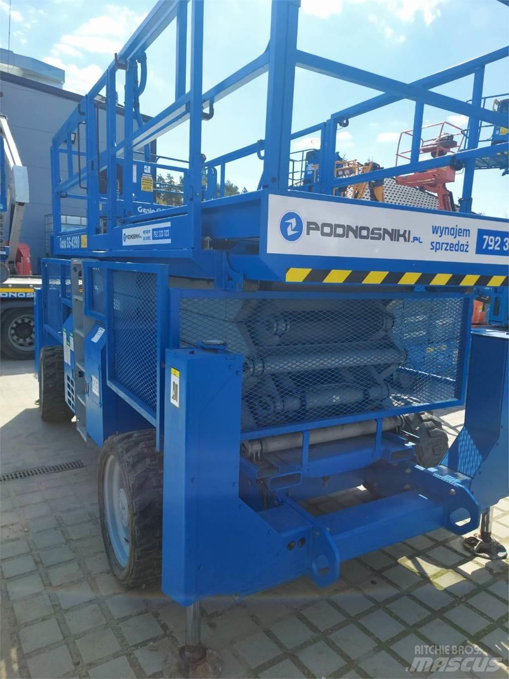 Genie GS-4390 RT Ollós emelők